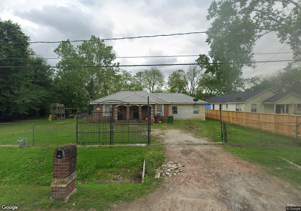 1802 Wellington St, Houston, TX 77093 - photo 1