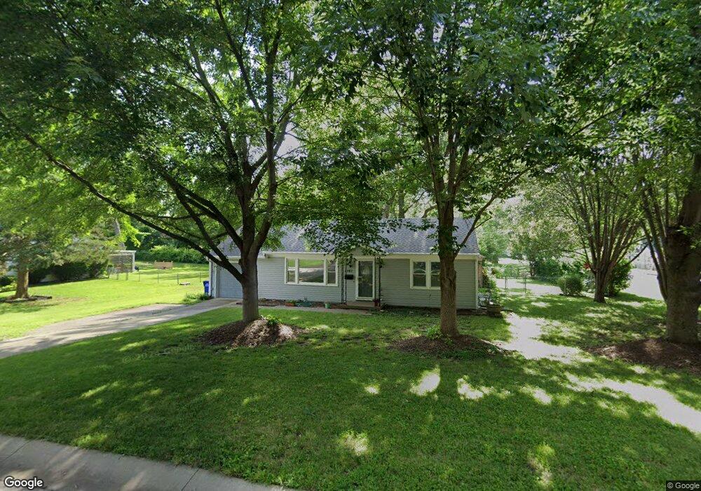 5161 Charles St, Shawnee, KS 66216 - photo 1