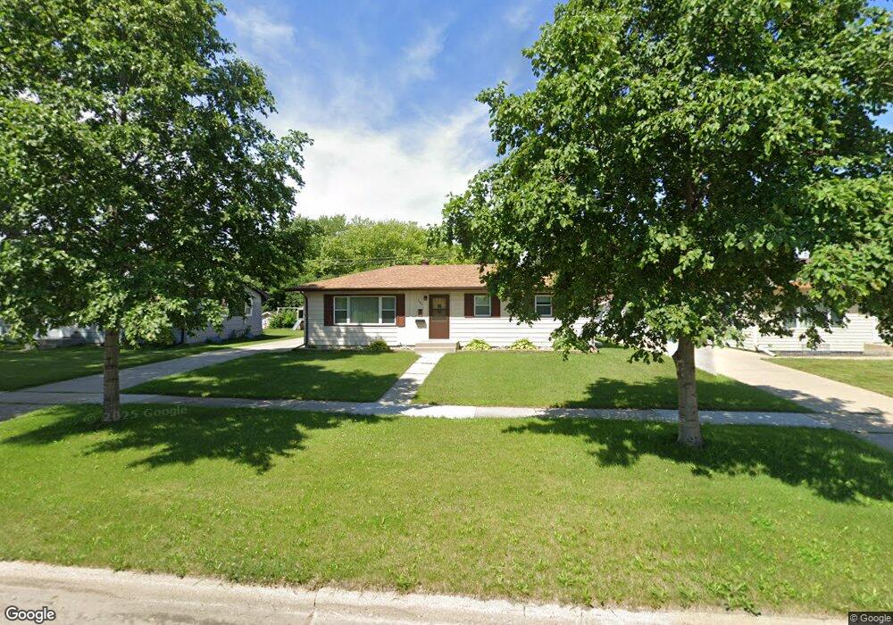 1809 17th St S, Fargo, ND 58103 - photo 1