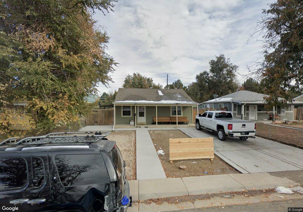 2356 Hanover St, Aurora, CO 80010 - photo 1