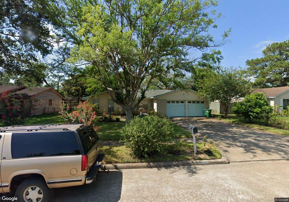 907 W Nelda Rd, Houston, TX 77088 - photo 1