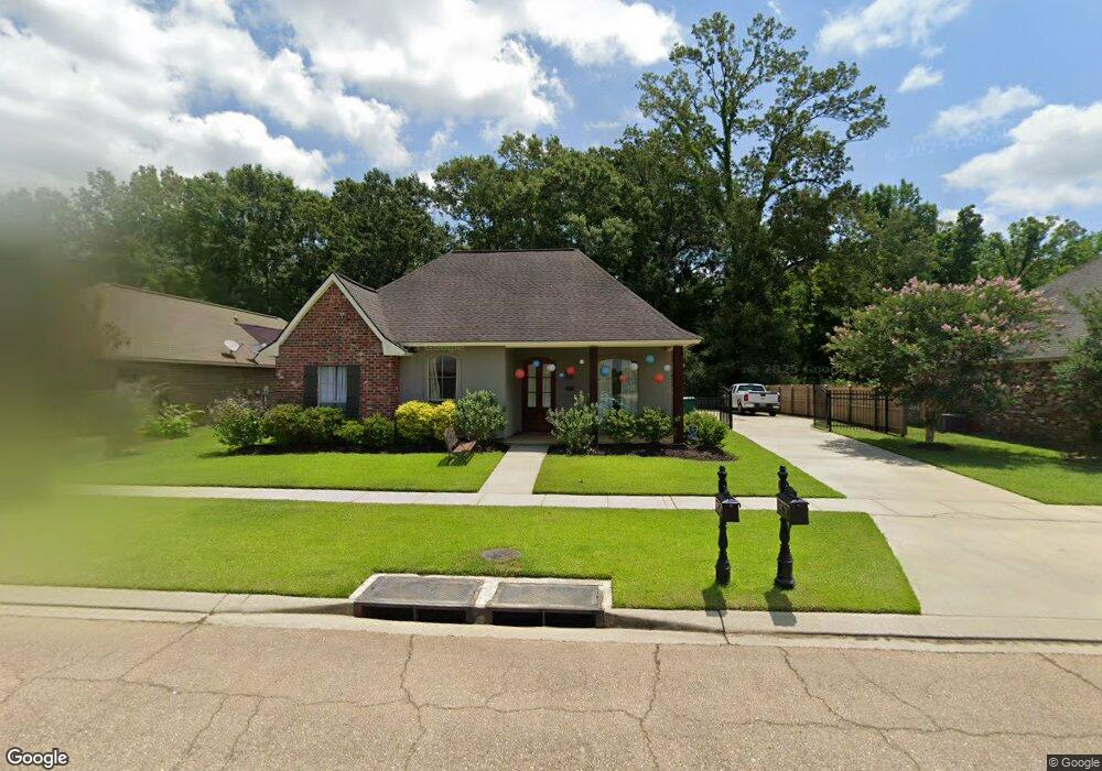 6034 Woodbend Ave, Zachary, LA 70791 - photo 1