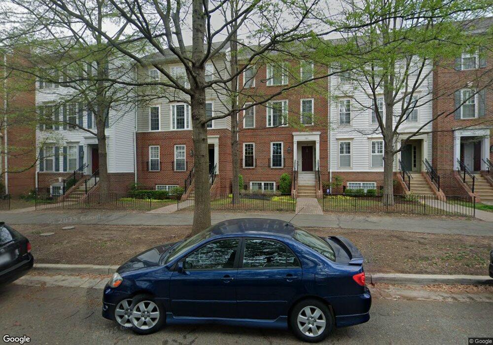 731 Massey Ln unit 97, Alexandria, VA 22314 - photo 1