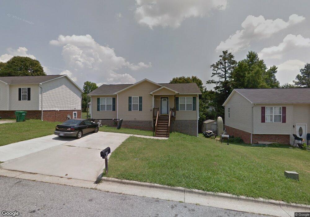 805 Paramount St, High Point, NC 27260 - photo 1