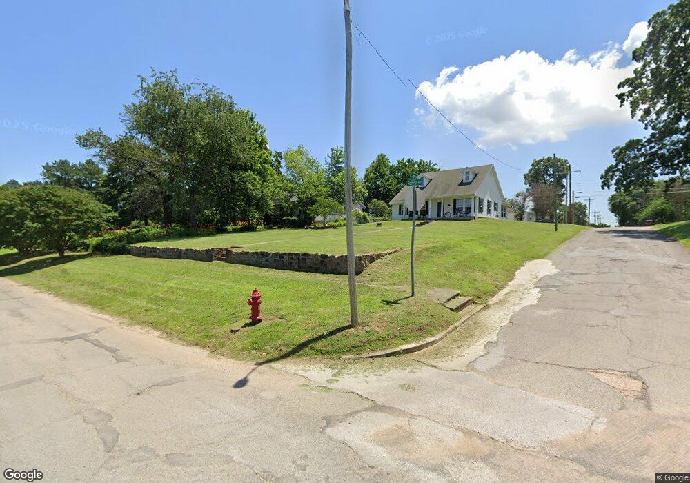 501 S 4th St, Eufaula, OK 74432 - photo 1