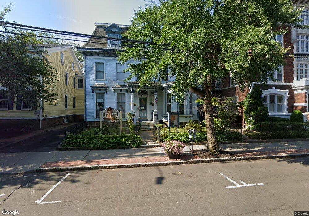 1210 Chapel St unit 2nd Fl., New Haven, CT 06511 - photo 1