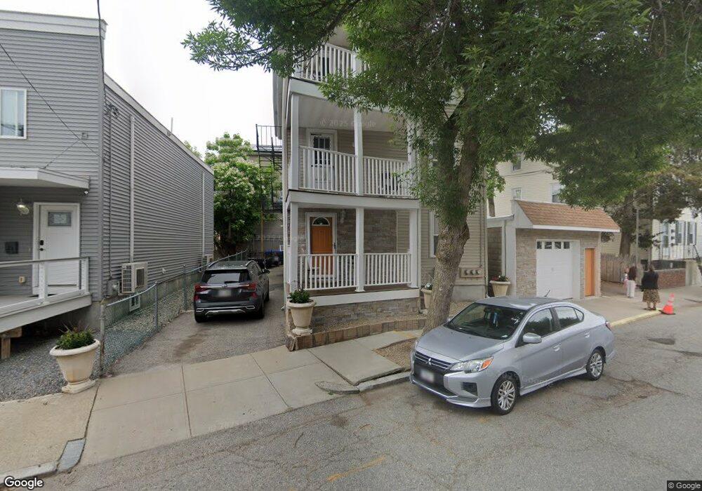21 Gesler St unit 3, Providence, RI 02909 - photo 1
