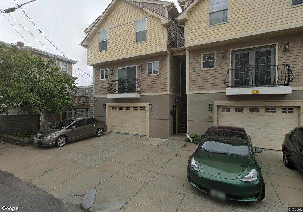 17 Hewitt St unit 17, Providence, RI 02909 - photo 1