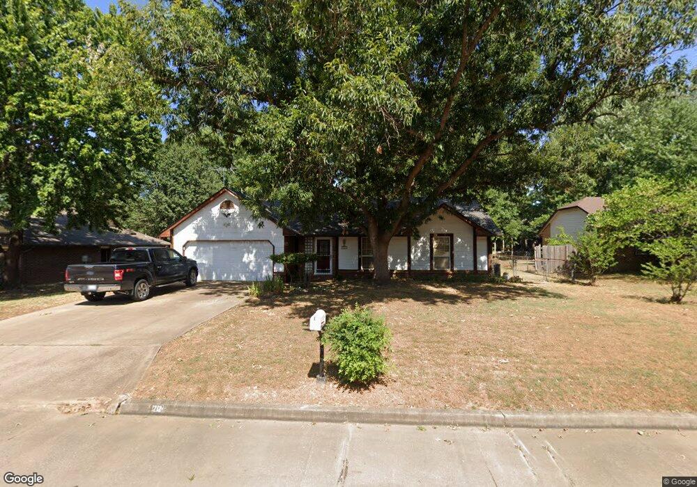 1212 N Douglas Dr, Claremore, OK 74017 - photo 1