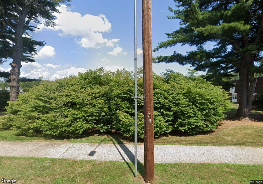 131 Kenneth St unit B, East Haven, CT 06512 - photo 1