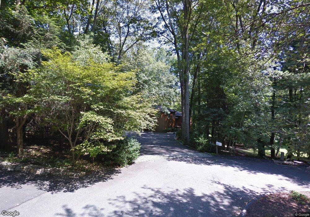 3 Bayberry Common, Westport, CT 06880 - photo 1
