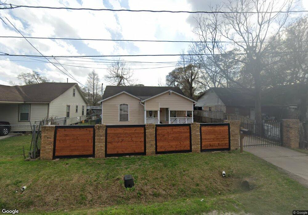 626 Warner St, Houston, TX 77022 - photo 1