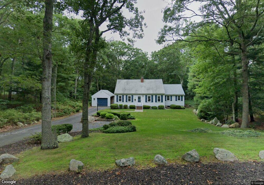 135 Pebble Ln, North Falmouth, MA 02556 - photo 1