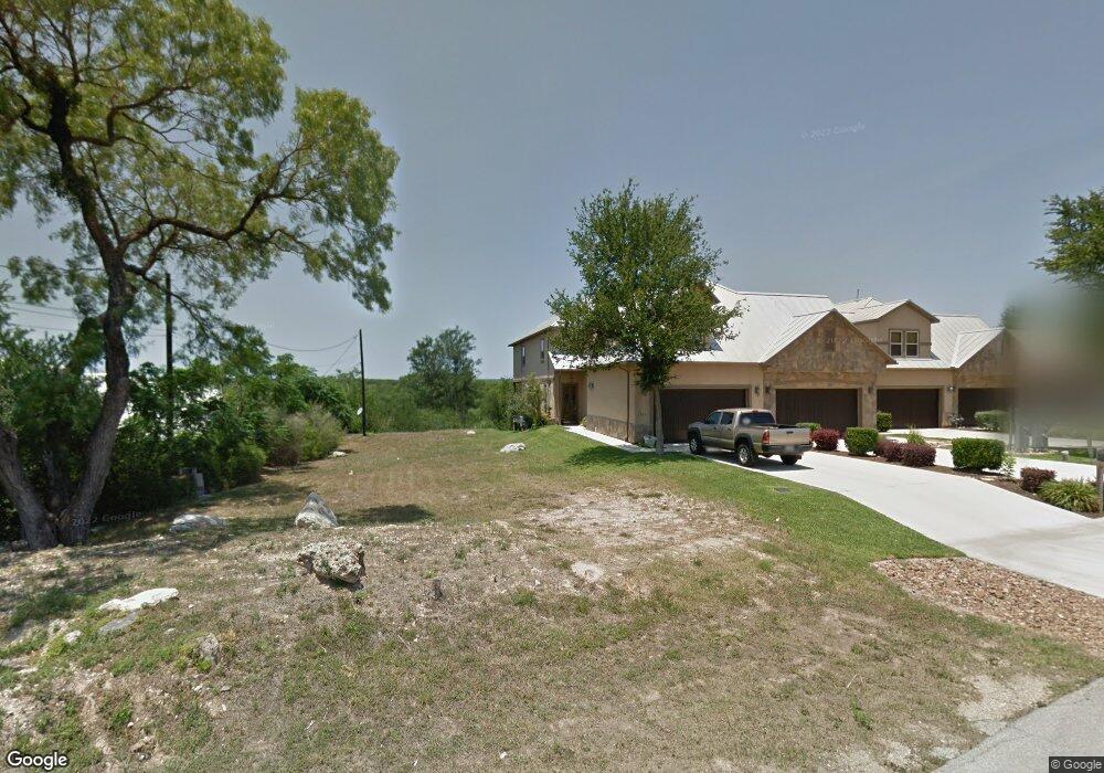 1009 Gruene Rd, New Braunfels, TX 78130 - photo 1