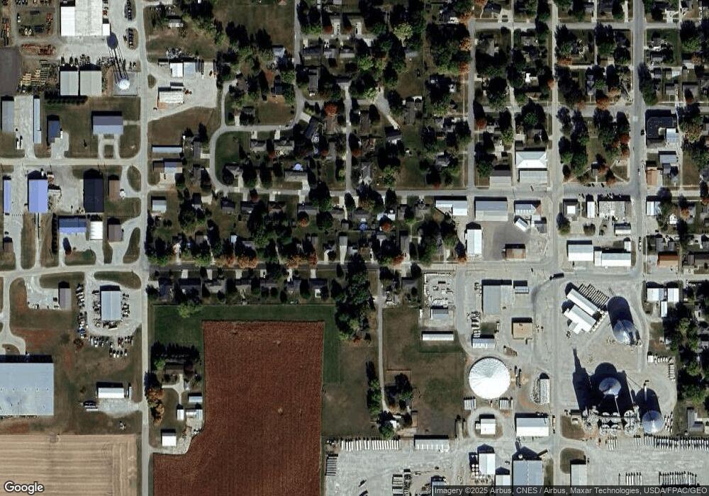 305 5th St, Sully, IA 50251 - photo 1