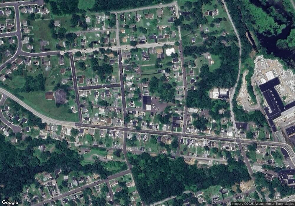 420 N Penn St unit A, Spring City, PA 19475 - photo 1