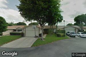 2 Cambridge Place, Boynton Beach, FL 33426