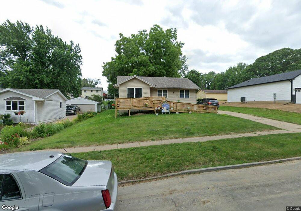 343 E Marion St, Des Moines, IA 50315 - photo 1