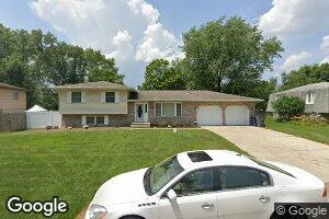 621 Dogwood Dr, Trail Creek, IN 46360