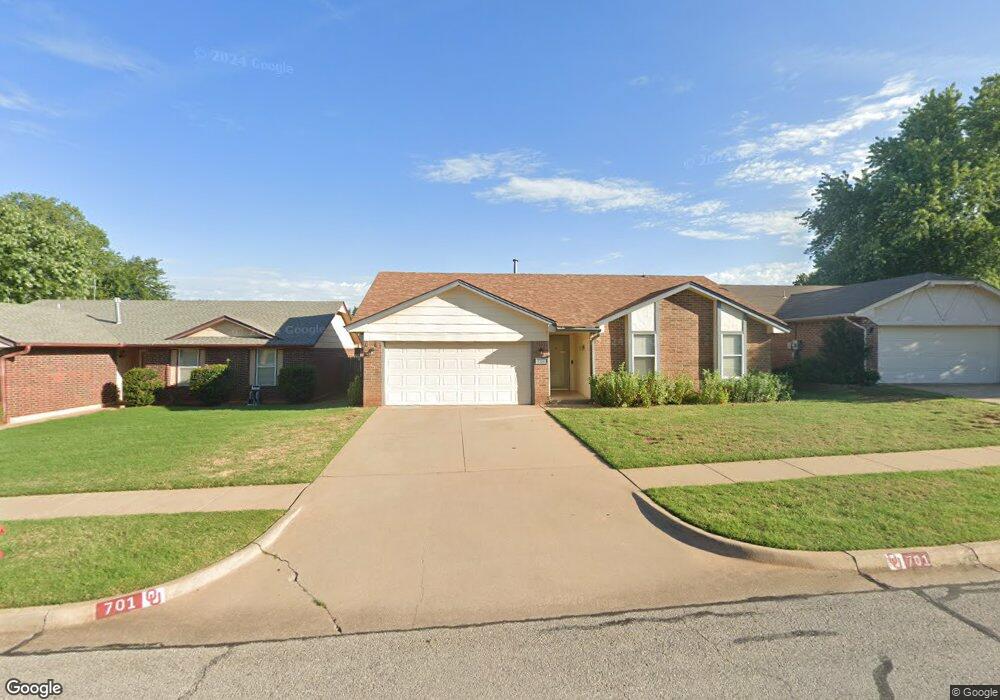 701 Coopers Hawk Dr, Norman, OK 73072 - photo 1
