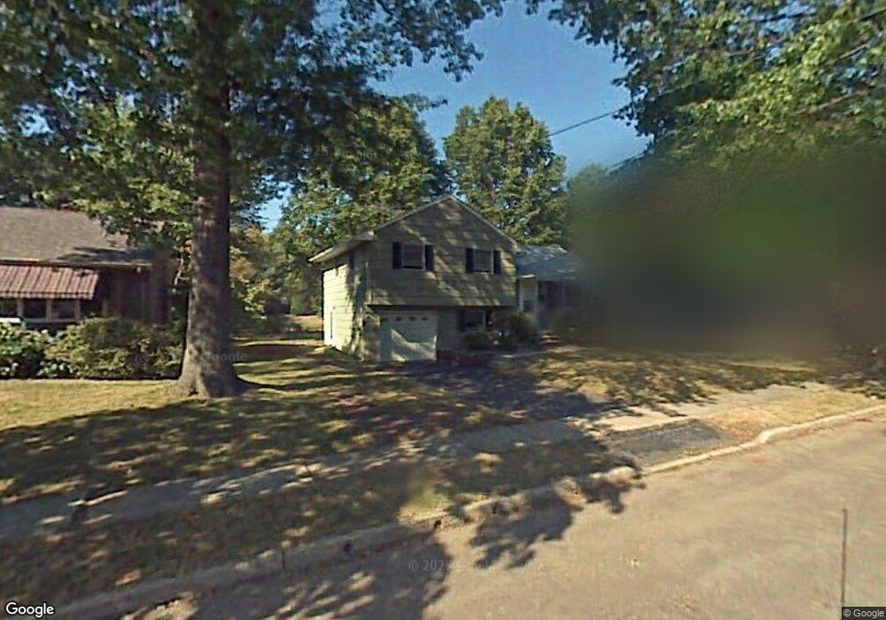 718 Cedar Crest Dr, Bound Brook, NJ 08805 - photo 1