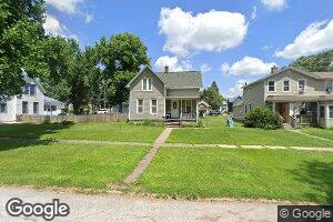 1910 W 2nd St, Davenport, IA 52802