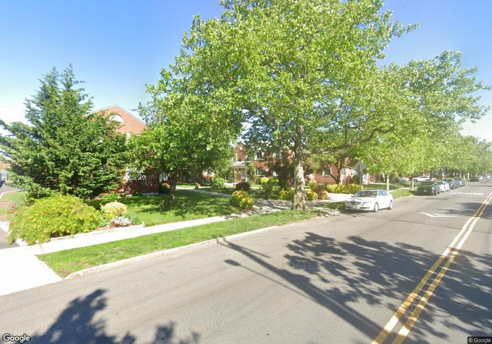 75-9B Commonwealth Blvd unit 2FL, Jamaica, NY 11426 - photo 1