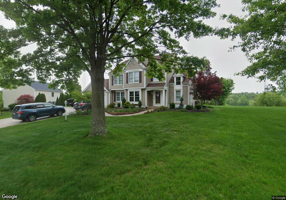 203 Buckeye Ct, Eighty Four, PA 15330 - photo 1
