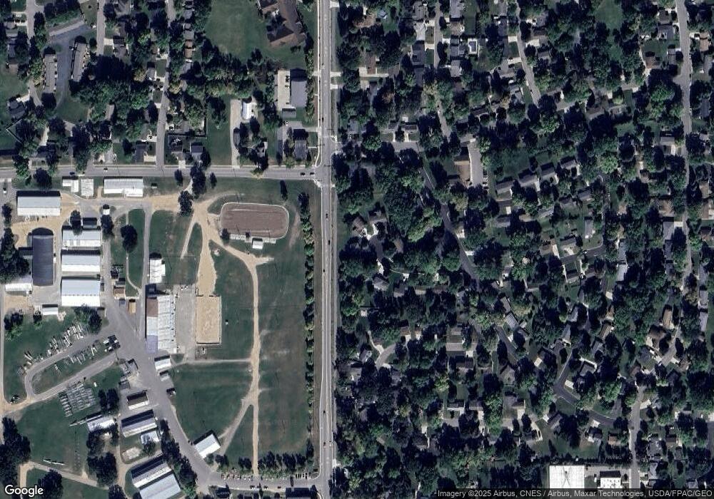 902 Spicer Rd, Albert Lea, MN 56007 - photo 1