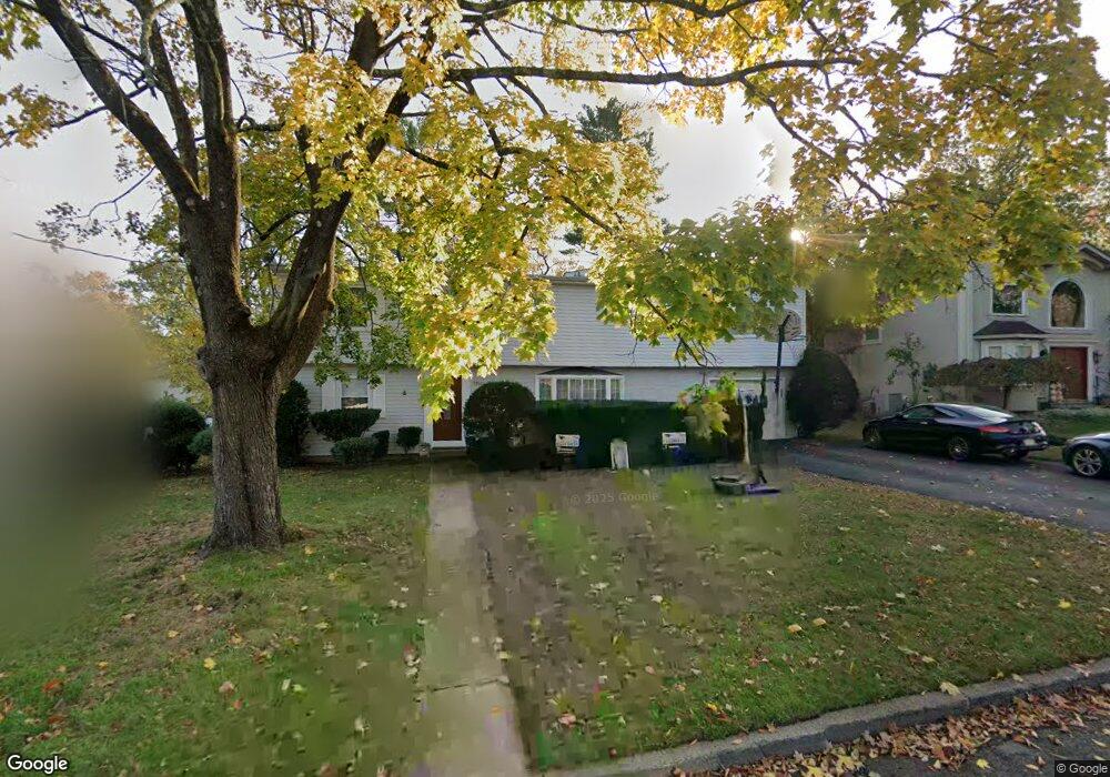 184 Hebberd Ave, Paramus, NJ 07652 - photo 1