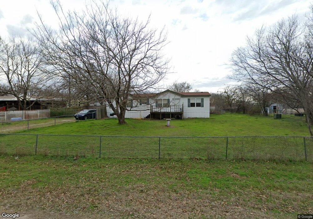 1304 Oakridge Rd, Azle, TX 76020 - photo 1