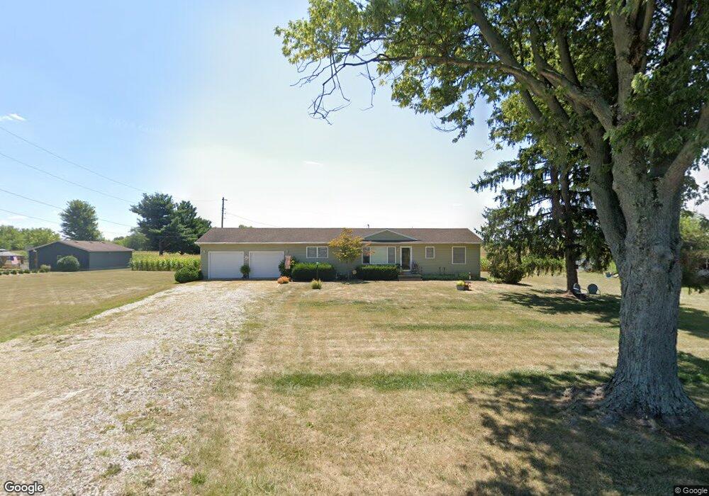 8213 Tarlton Rd, Circleville, OH 43113 - photo 1