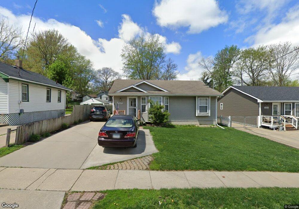 5812 South Union St, Des Moines, IA 50315 - photo 1