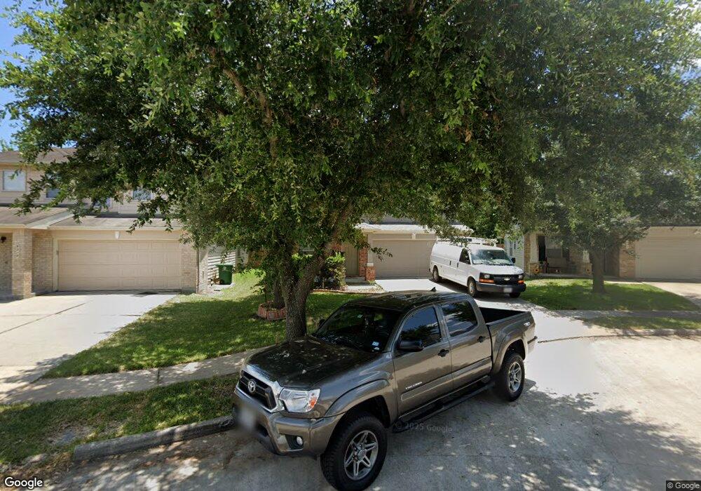 9206 Canaday Park Ln, Houston, TX 77075 - photo 1