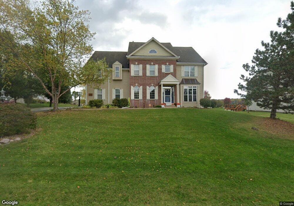 W127N6348 Sumac Ct, Menomonee Falls, WI 53051 - photo 1