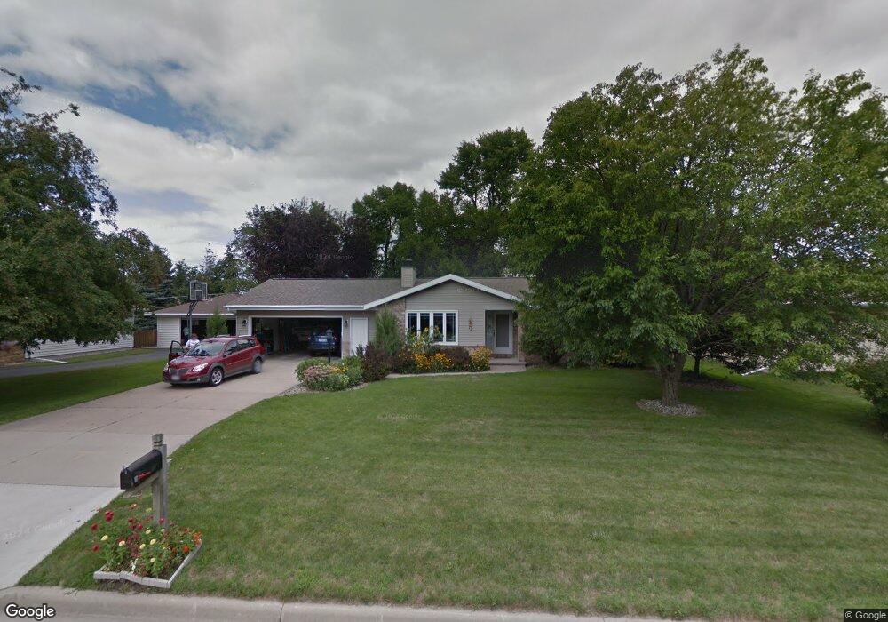 2240 W Roberts Ave, Appleton, WI 54914 - photo 1