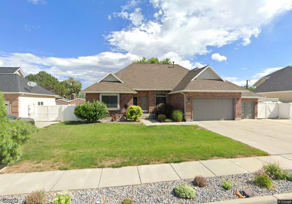 933 E Connor Ridge Cove, Midvale, UT 84047 - photo 1