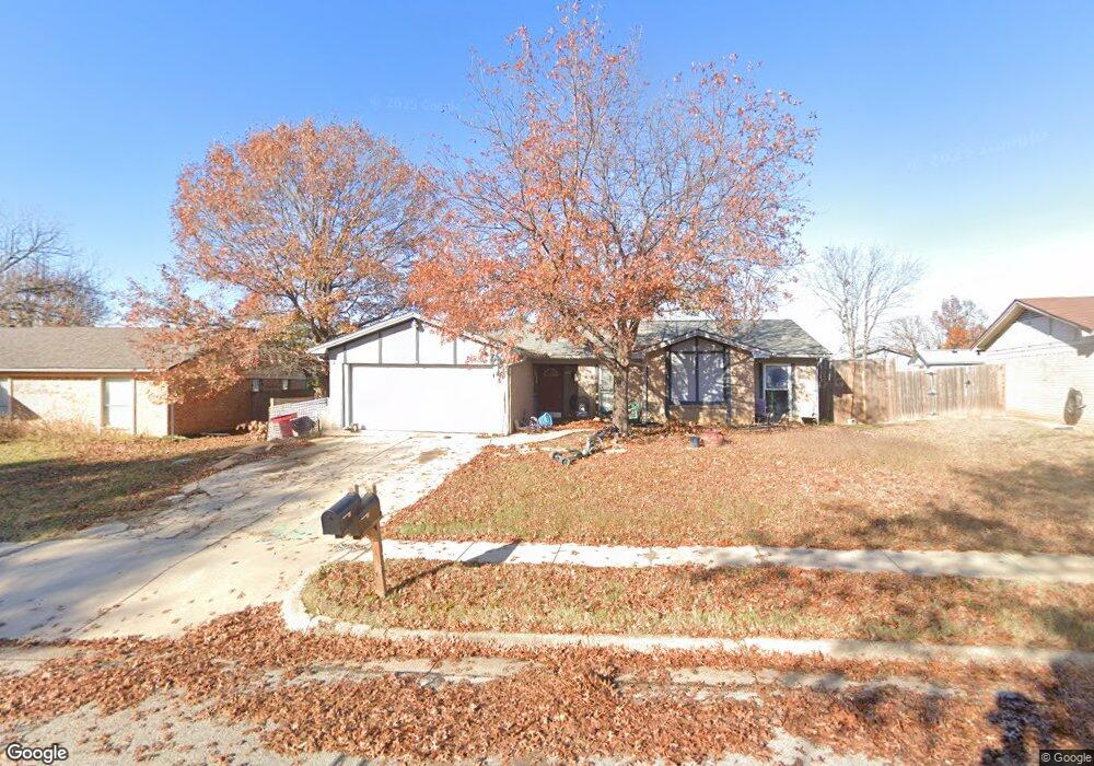 3016 Highgate Ln, Bedford, TX 76021 - photo 1