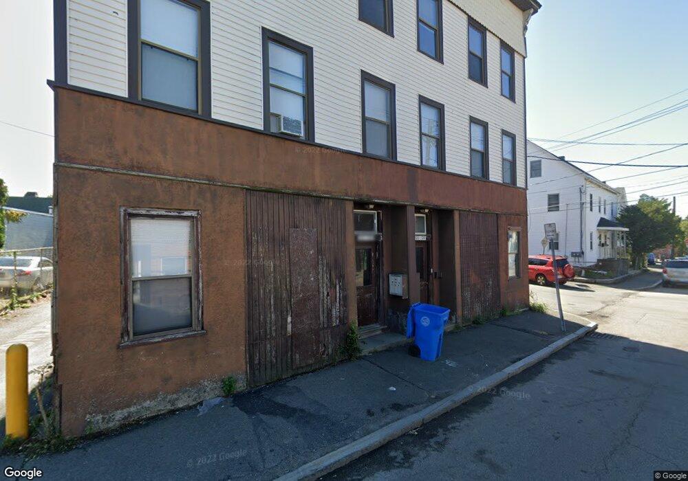 126 Felton St unit 2, Waltham, MA 02453 - photo 1