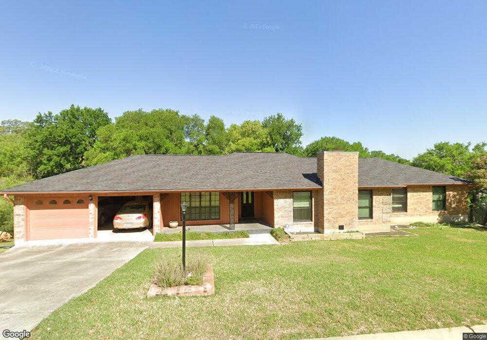 408 Oakridge Dr, San Marcos, TX 78666 - photo 1