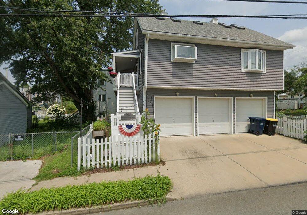 201 W Mulberry St, Kennett Square, PA 19348 - photo 1