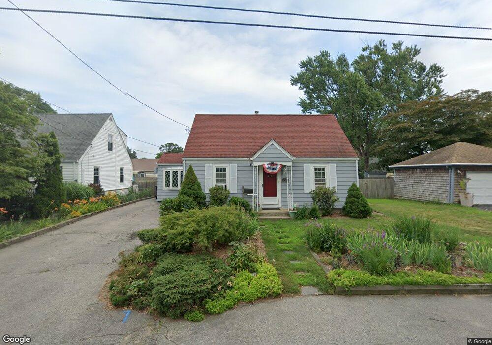 34 Phillips Ave, Warwick, RI 02888 - photo 1