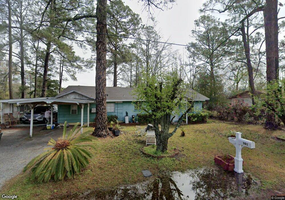 301 Charles St, Adel, GA 31620 - photo 1