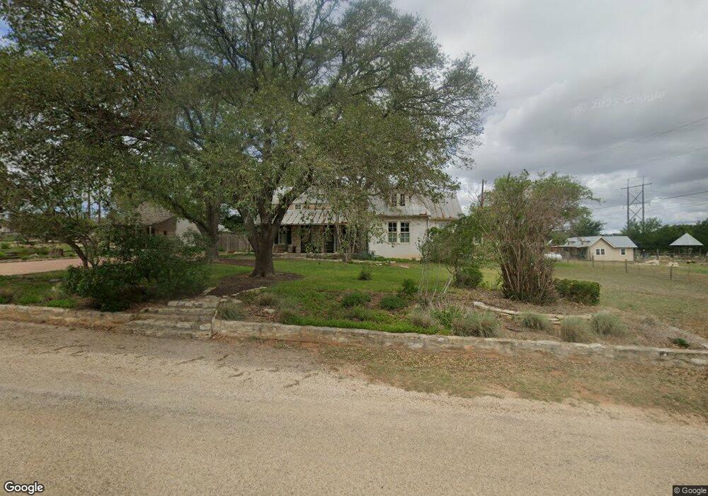 662 Post Oak Rd, Fredericksburg, TX 78624 - photo 1