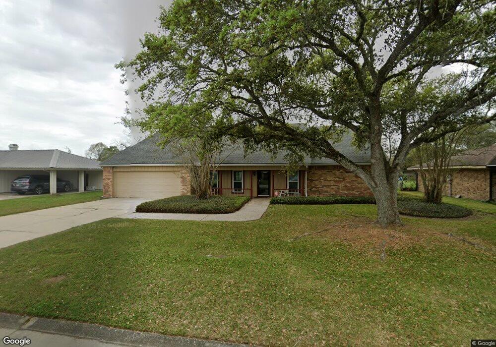 912 Dartez Dr, New Iberia, LA 70563 - photo 1