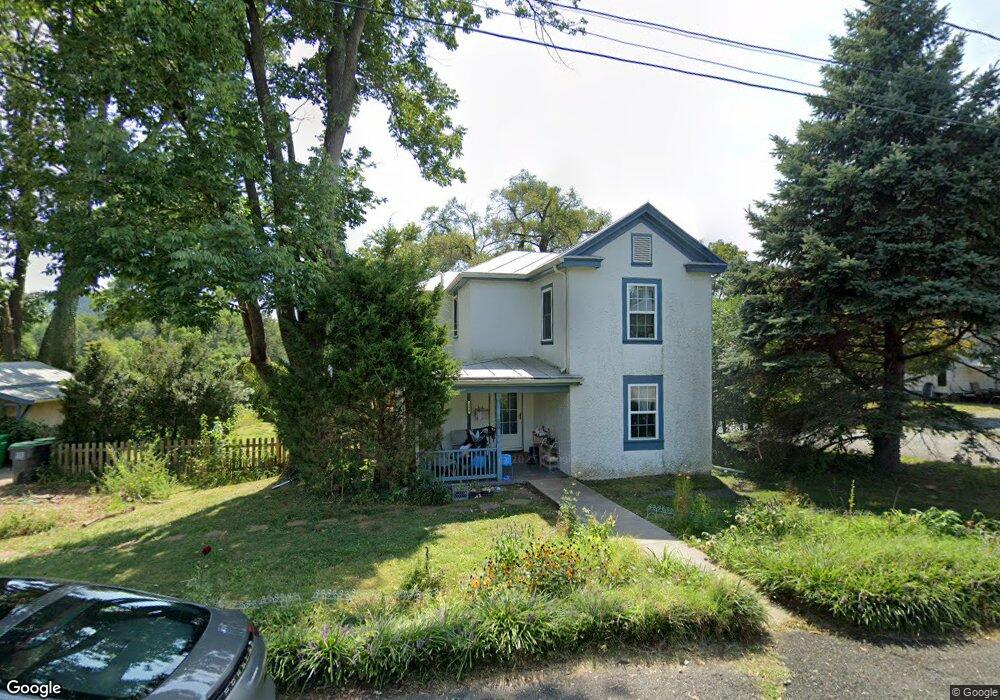 900 Stonehenge Ave, Charlottesville, VA 22902 - photo 1