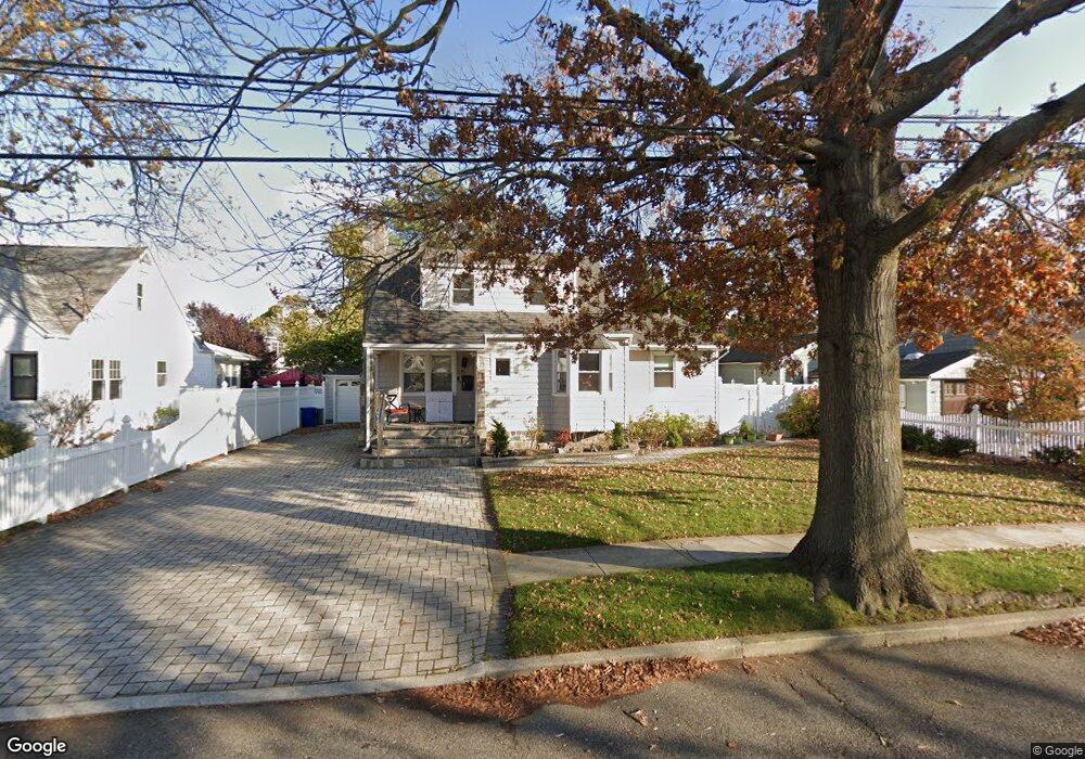 3139 Benjamin Rd, Oceanside, NY 11572 - photo 1