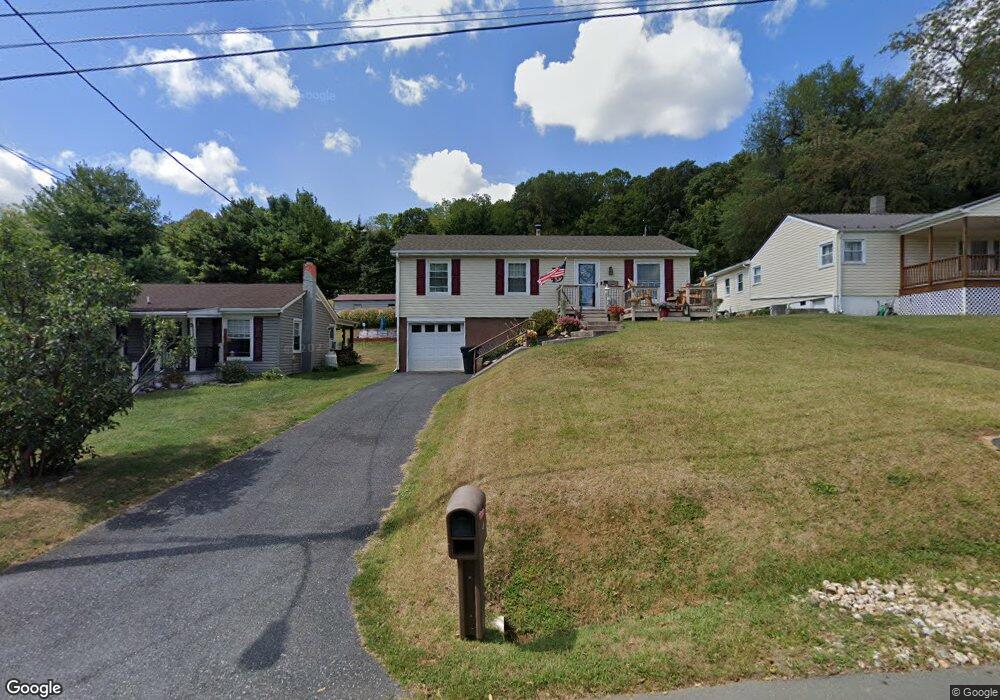 209 Orchard Rd, Staunton, VA 24401 - photo 1