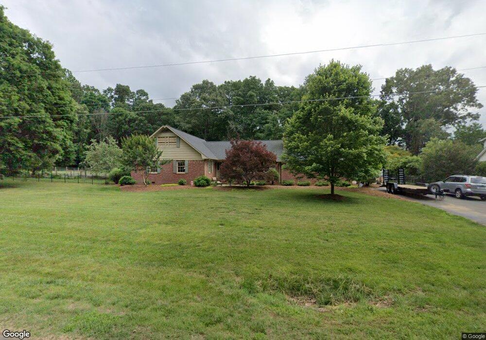 2508 Heritage Cir, Statesville, NC 28625 - photo 1