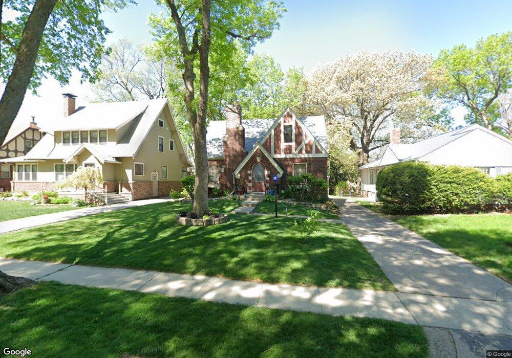 1110 46th St, Des Moines, IA 50311 - photo 1